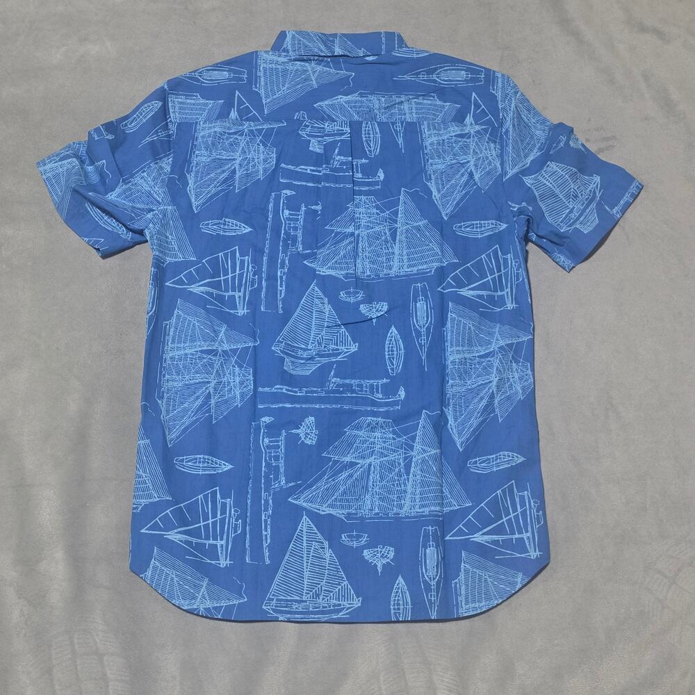 New Vineyard Vines Whale Shirt Blue Sailboat Print Short Sleeve Button Down Mens - Picture 5 of 14